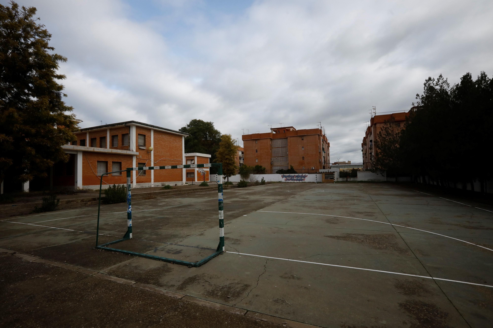 Pistas deportivas del antiguo colegio Lucano de Córdoba.