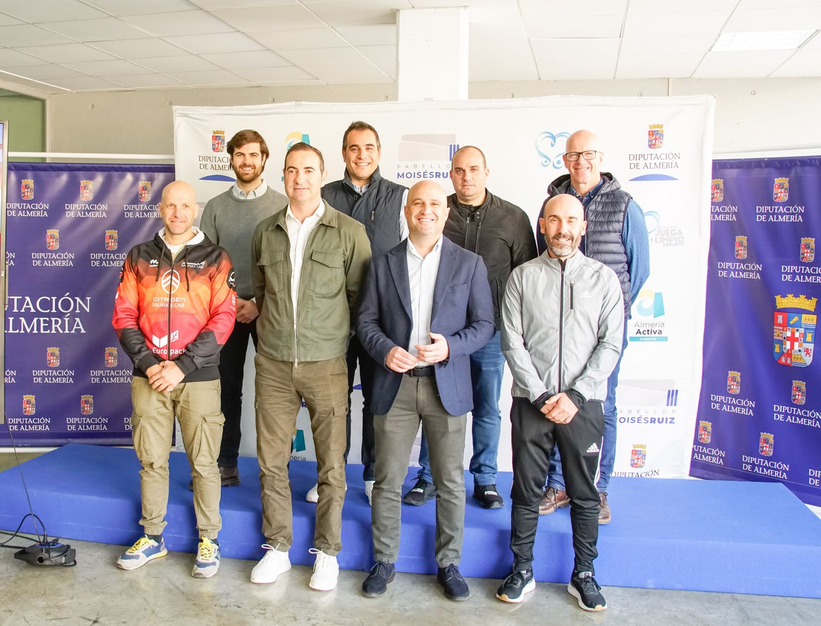 Las autoridades presentes en este acto de la Diputación de Almería.