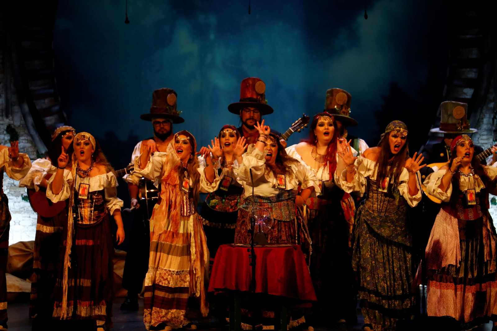 Las imágenes de la última sesión de preliminares del Concurso de Agrupaciones del Carnaval de Córdoba